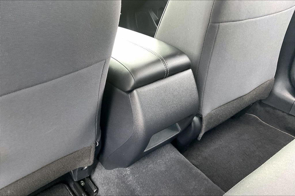 Used 2024 Nissan Altima Sedan