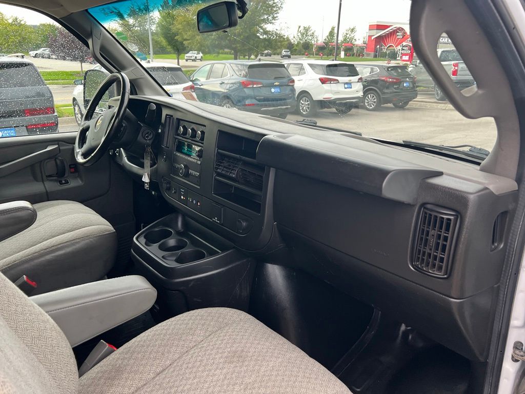 Used 2022 Chevrolet Express 2500 Van