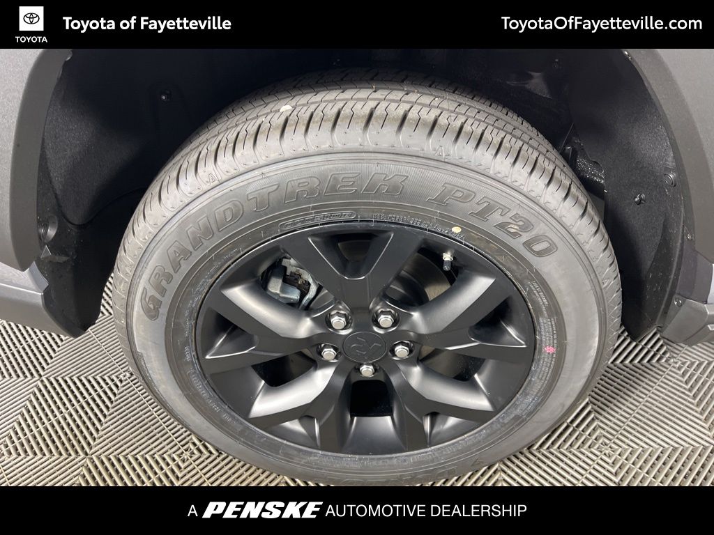 Thumbnail: 2025 Toyota RAV4 - 15