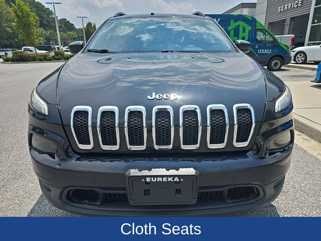 2016 Jeep Cherokee Sport