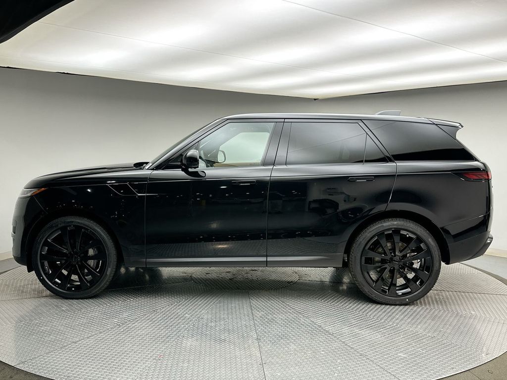 Thumbnail: 2026 Land Rover Range Rover Sport - 2