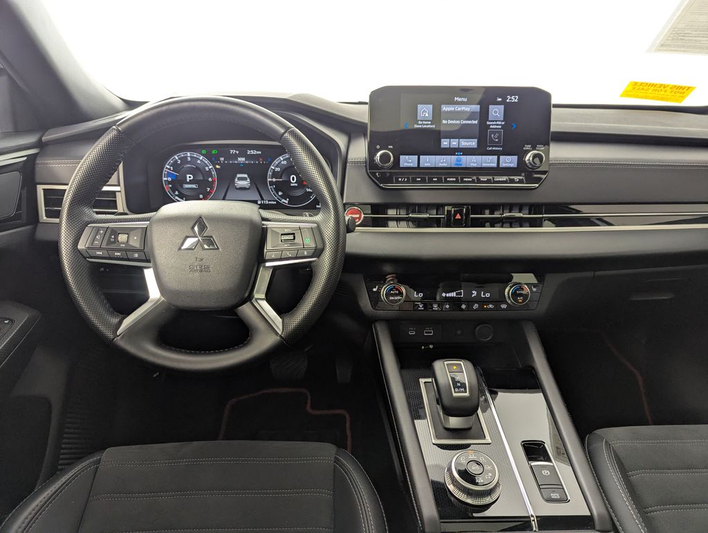 2024 White Mitsubishi Outlander SE Ralliart 4X4 SUV