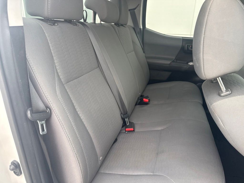 2017 Toyota Tacoma SR5 V6