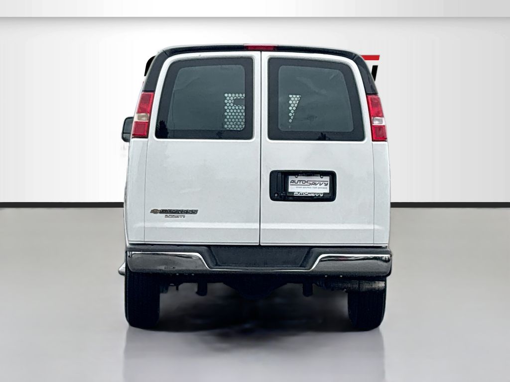 Used 2025 White Chevrolet Work Van image 6