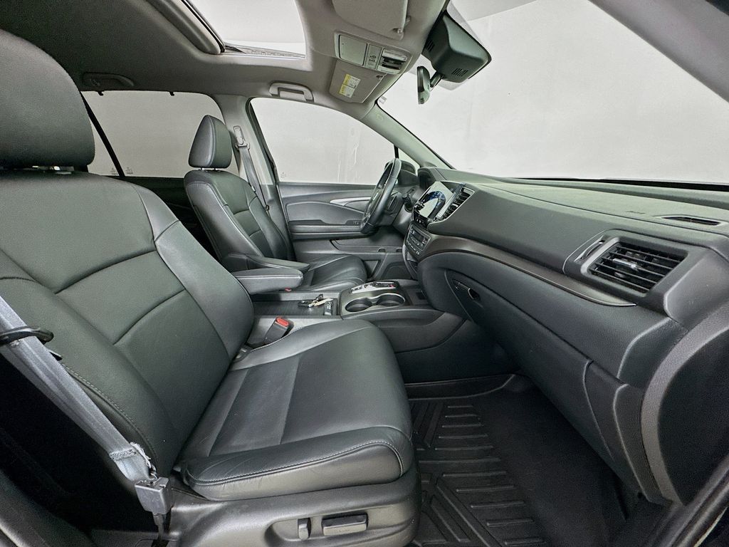 Used Car 2021 Honda Pilot  Special Edition For Sale Under $30,000 In Austin, Texas