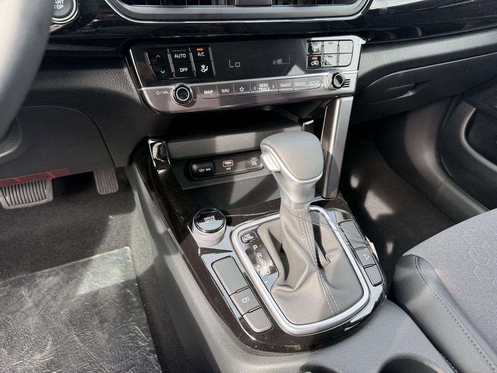 new 2026 Kia Seltos car, priced at $24,778