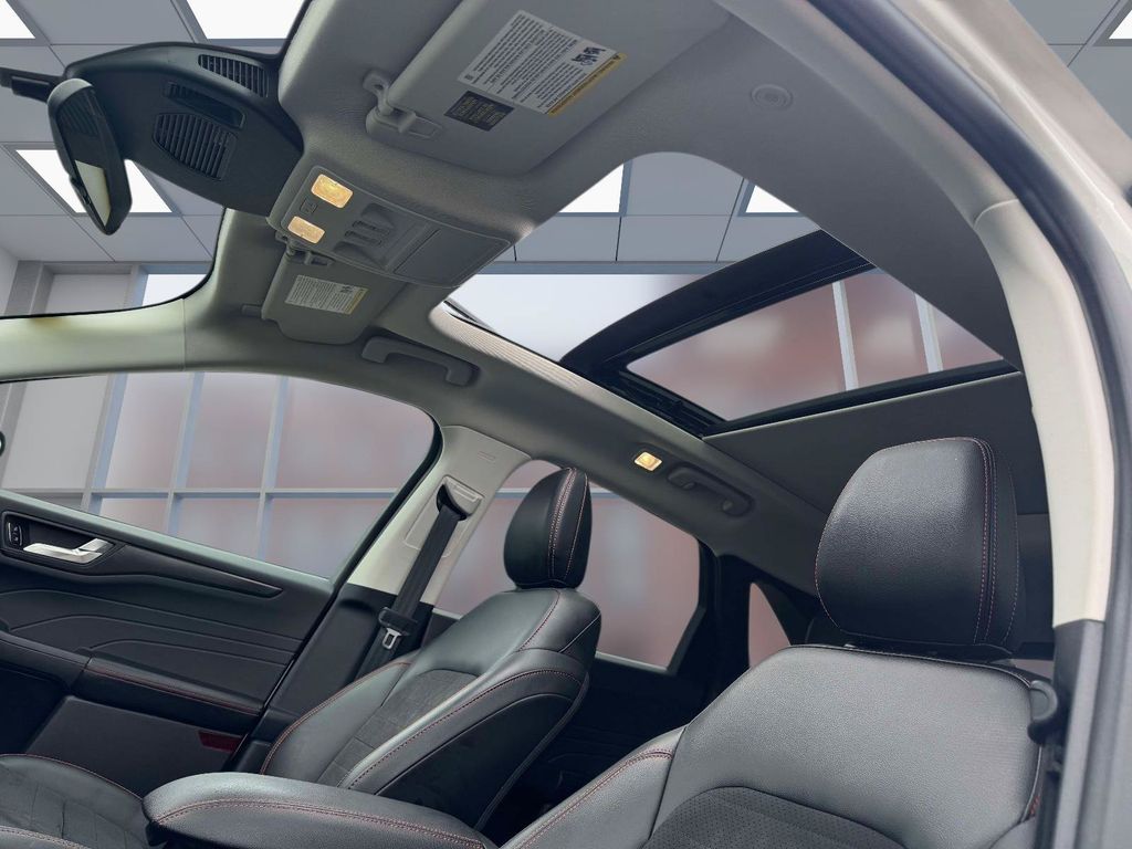 Used 2022 Ford Escape SUV