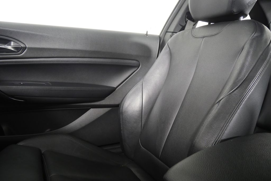 Thumbnail: 2014 BMW 2 Series - 22