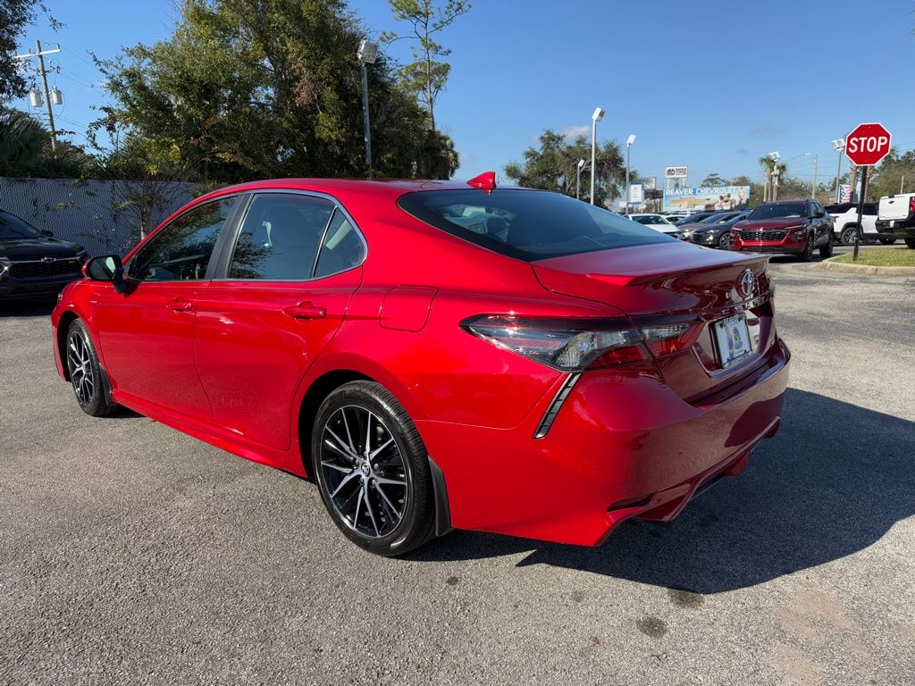 2023 Toyota Camry SE 6