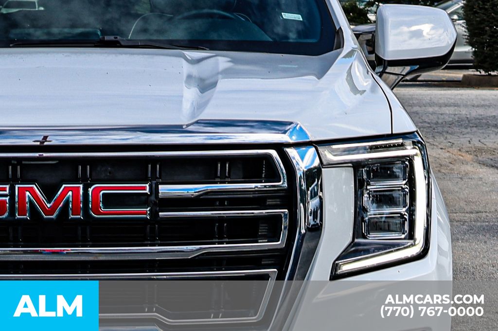 Used 2024 White GMC SLT image 15