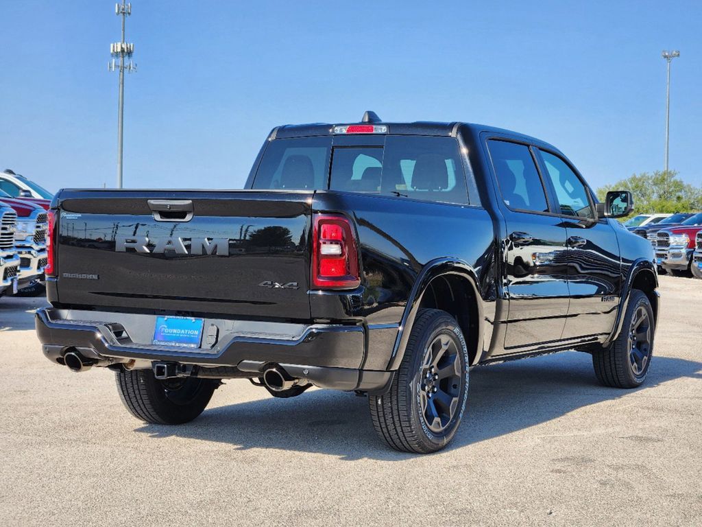 2025 Ram 1500 Big Horn/Lone Star 4