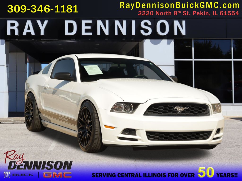Oxford White 2014 Ford Mustang Coupe Rear-Wheel Drive 6-Speed Automatic