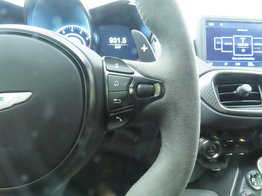2023 Aston Martin Vantage F1 Edition 12