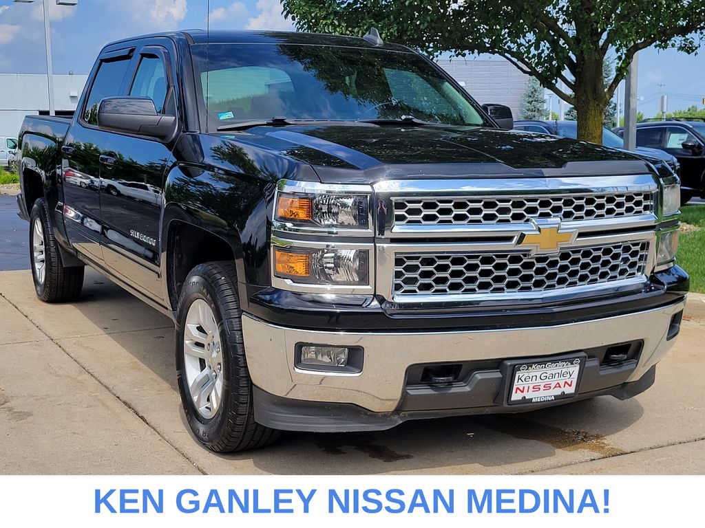 Black 2015 Chevrolet Silverado 1500 Pickup Truck Four-Wheel Drive 6-Speed Automatic Overdrive