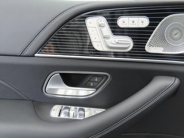 Thumbnail: 2025 Mercedes-Benz GLE - 24