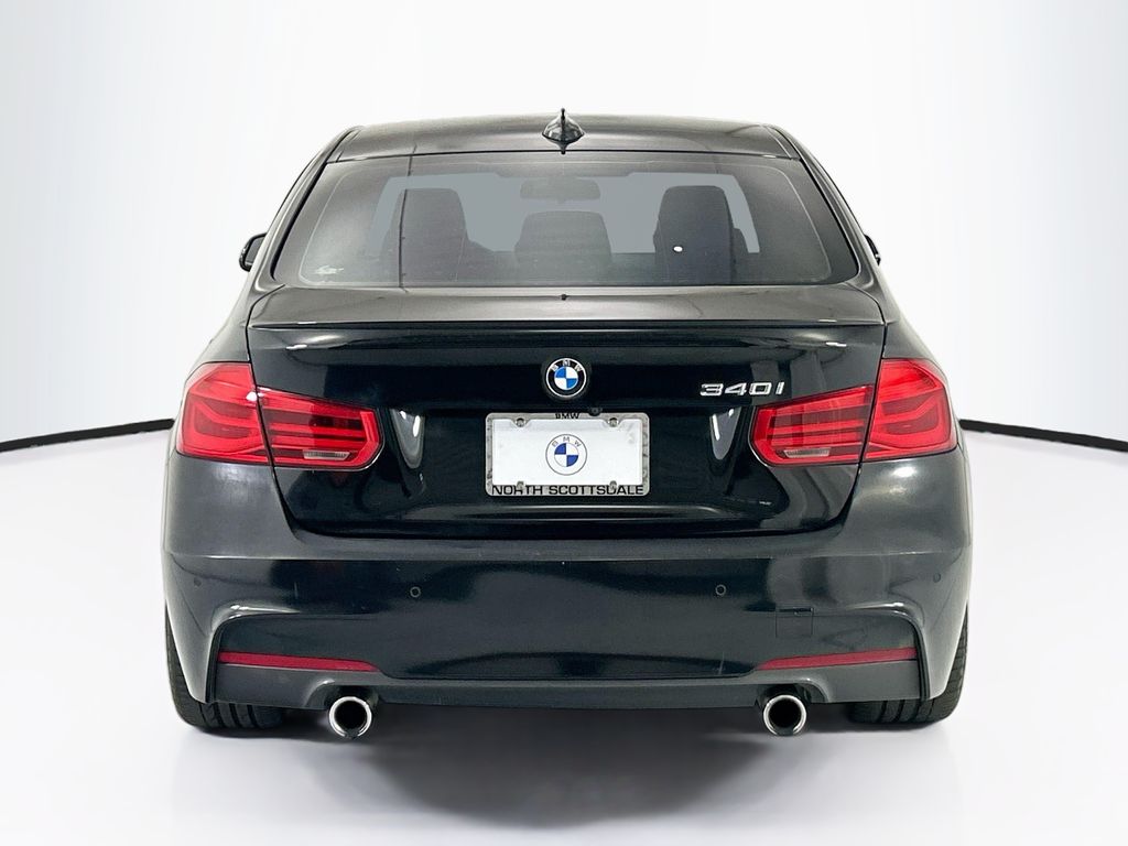Thumbnail: 2017 BMW 3 Series - 6