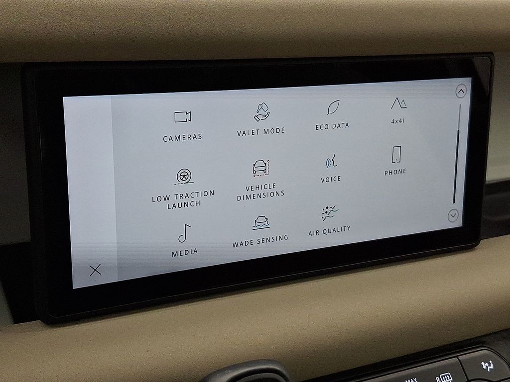 Thumbnail: 2023 Land Rover Defender - 27