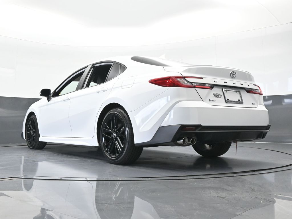 Used 2026 Wind Chill Pearl Toyota SE image 59