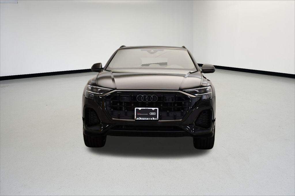 Thumbnail: 2024 Audi Q8 - 8