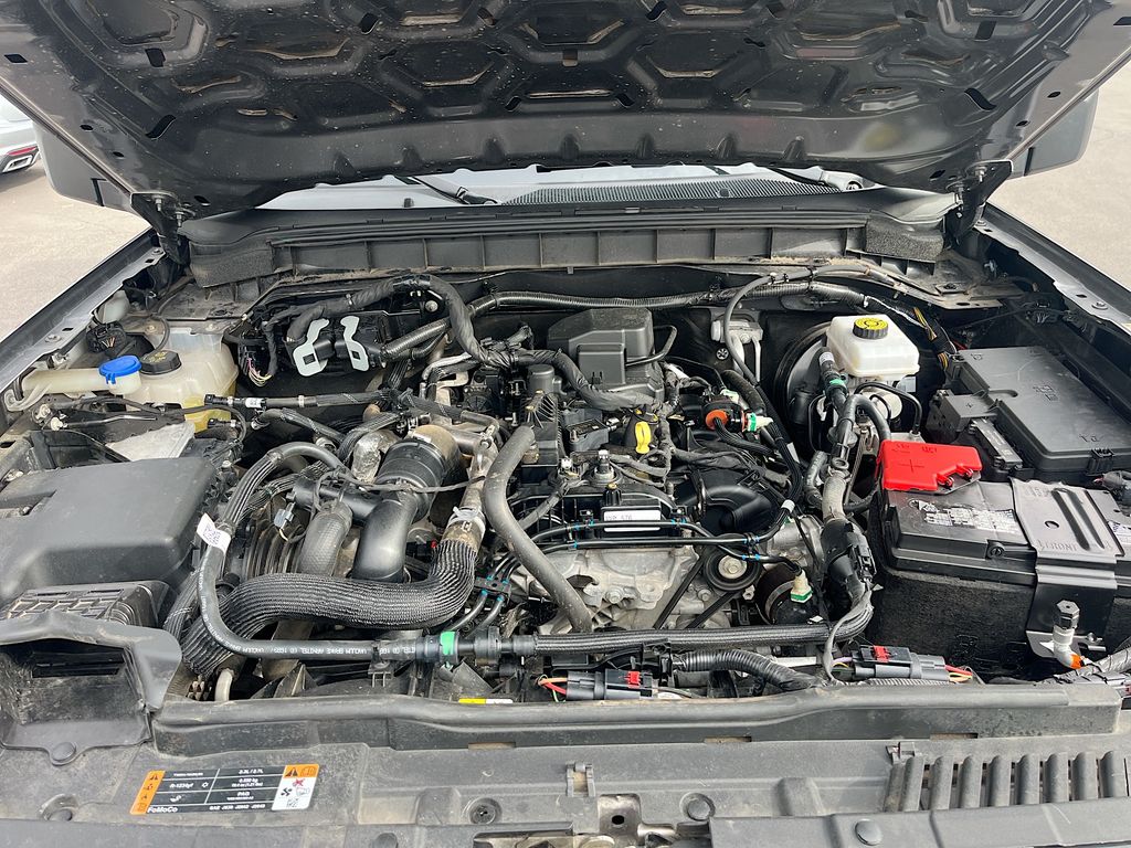 Used 2023 Gray Ford Base image 27