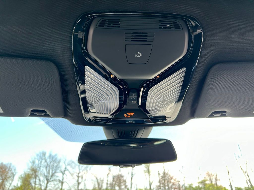 2024 BMW i4 xDrive40 17