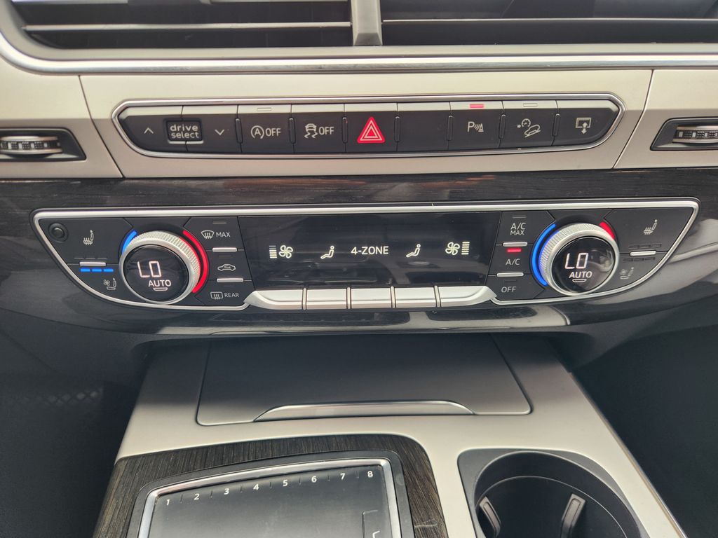 2017 Audi Q7 3.0 TDI Premium Plus Gray at Toyota of Victoria
