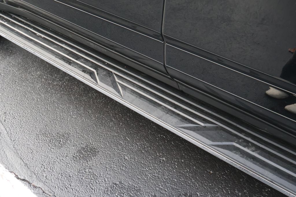 Thumbnail: 2023 Chevrolet Tahoe - 12