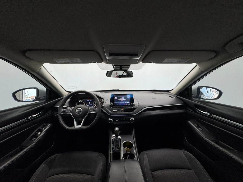 Used Car 2022 Nissan Altima  2.5 Sv For Sale Under $20,000 In Austin, Texas