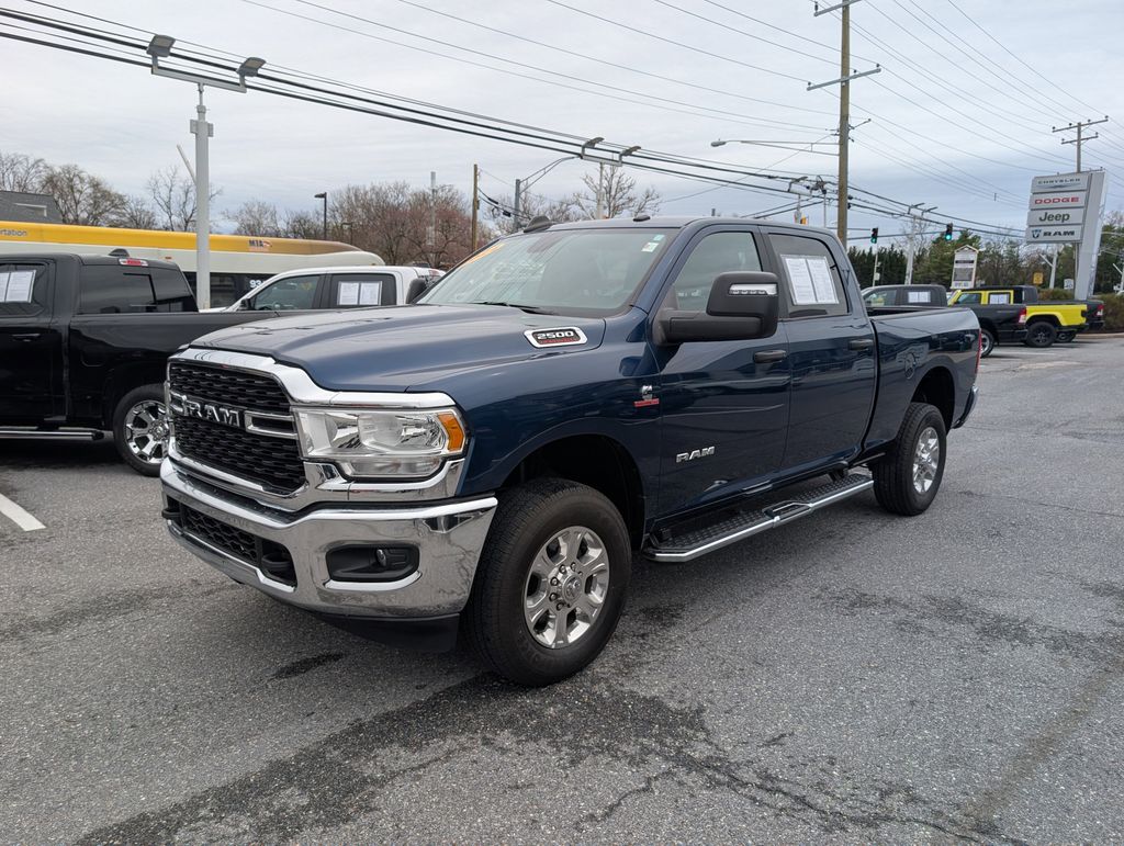 2024 RAM 2500 Big Horn Crew Cab 4WD