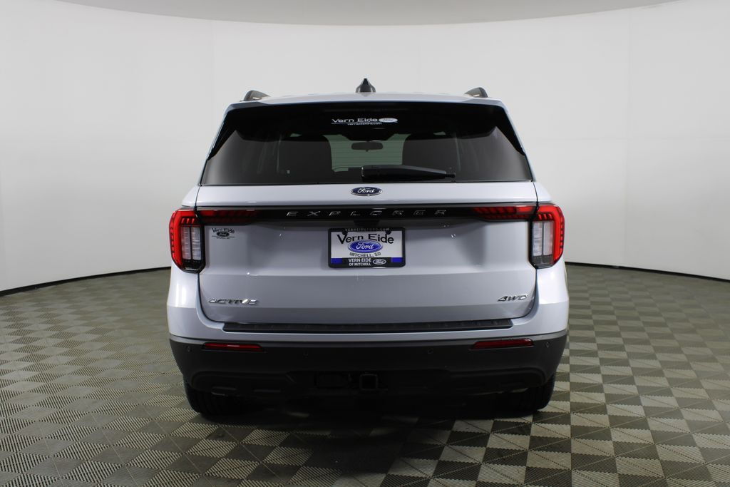 View vehicle photo 6