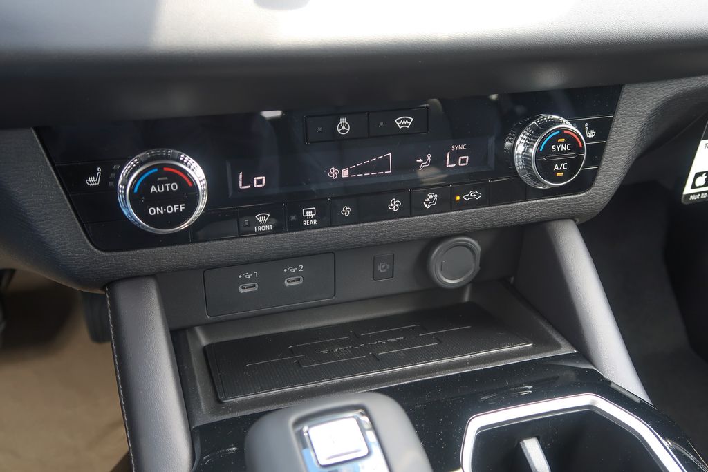 2026 Mitsubishi Outlander LE 2.5 S-AWC