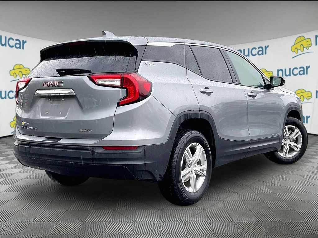 2024 GMC Terrain — photo 6