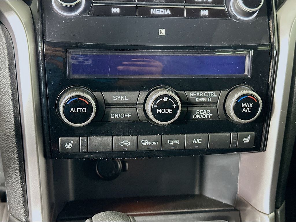 2021 Subaru Ascent Limited 16
