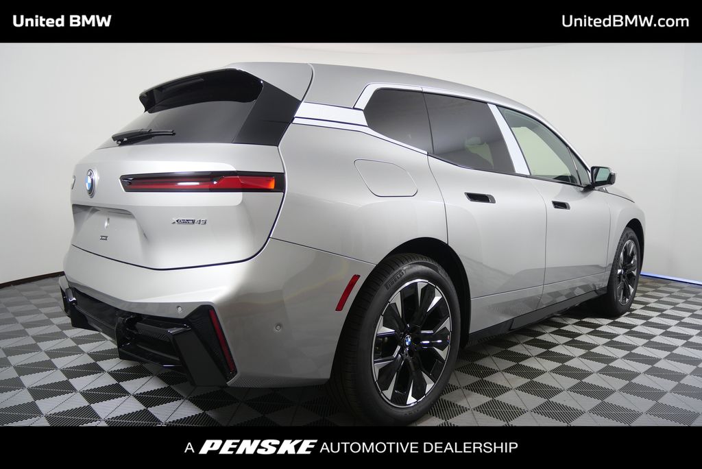 Thumbnail: 2026 BMW iX - 3