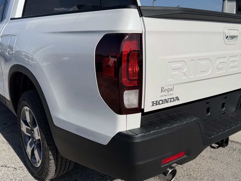 new 2026 Honda Ridgeline car, priced at $43,723