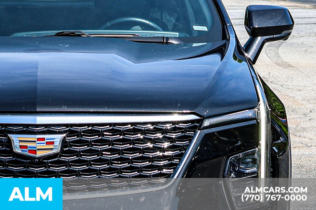 Used 2025 Black Cadillac Premium Luxury image 15