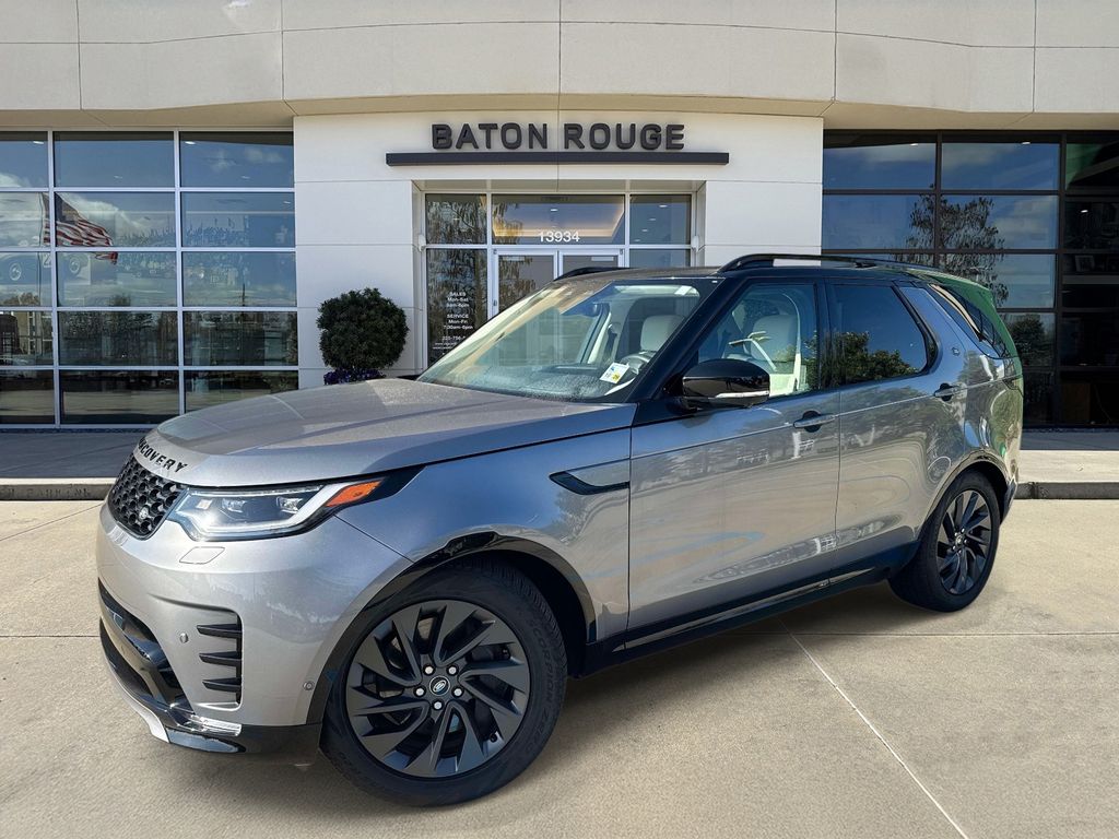  2025 Land Rover Discovery P360 Dynamic SE AWD   