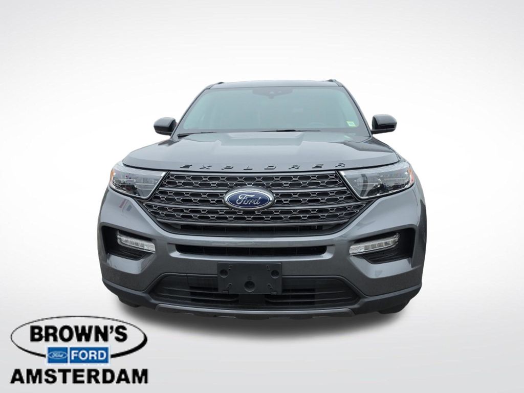 2023 Ford Explorer XLT - 1
