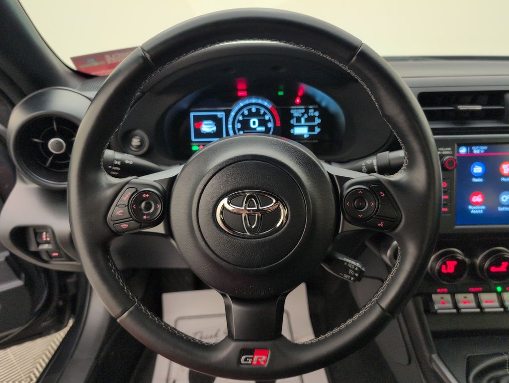 2023 Pavement Toyota GR86 Base RWD Coupe