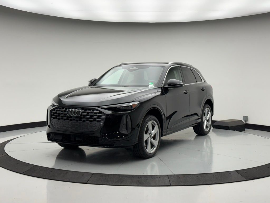 Thumbnail: 2025 Audi Q5 - 1