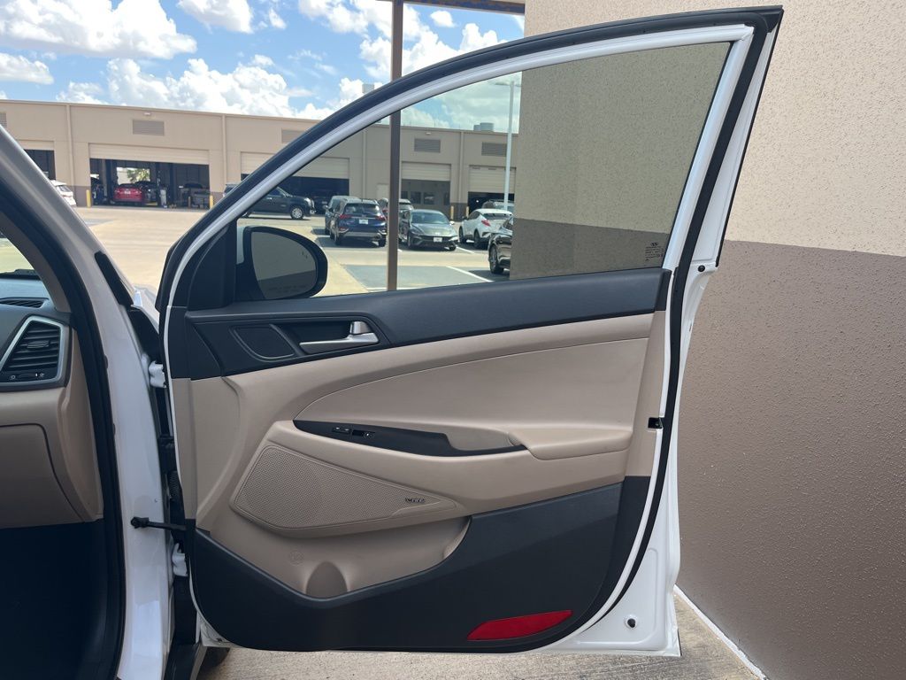 Thumbnail: 2018 Hyundai Tucson - 26