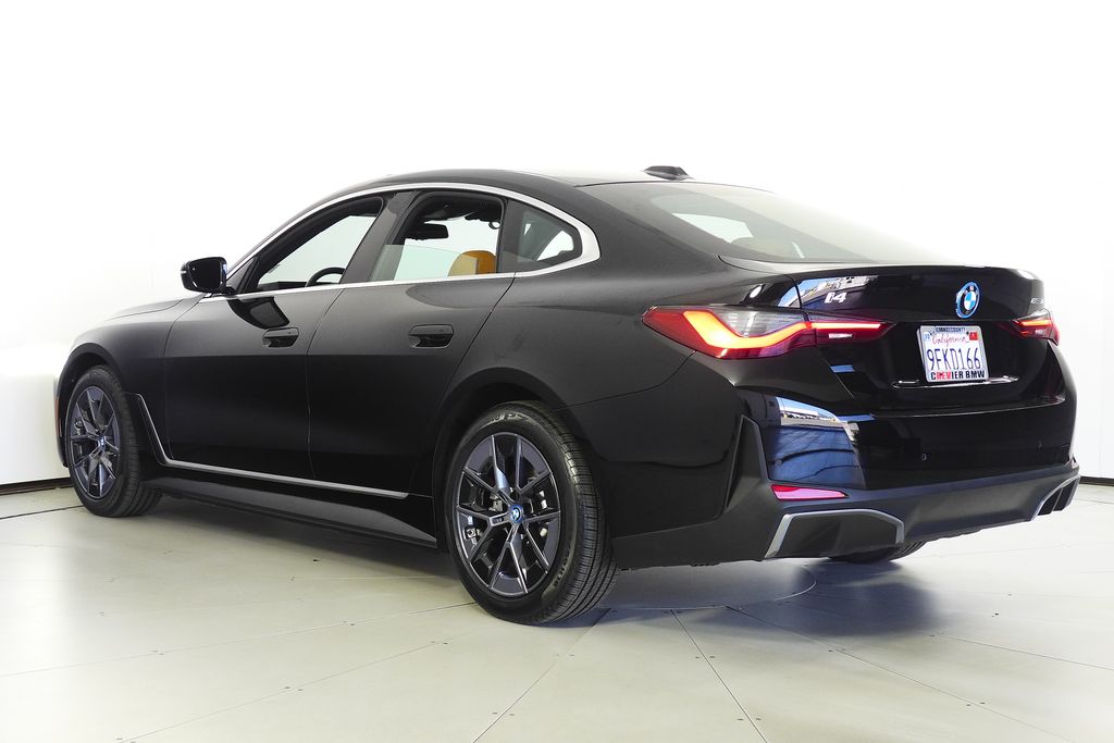 Thumbnail: 2023 BMW i4 - 9