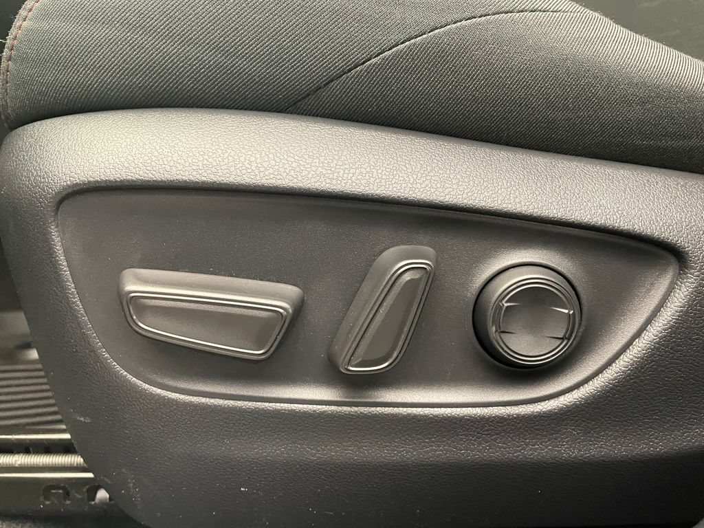 2023 Toyota RAV4 Prime SE 14