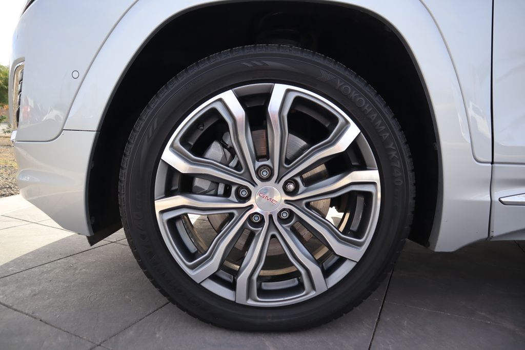 Thumbnail: 2020 GMC Terrain - 32