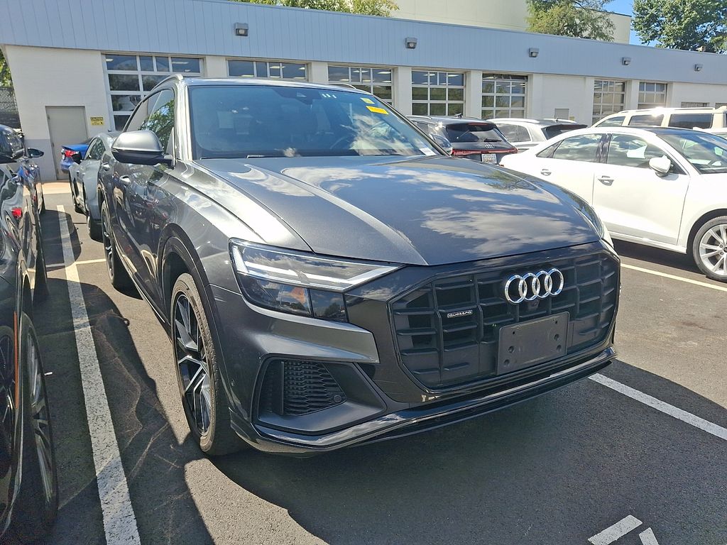 Thumbnail: 2021 Audi Q8 - 3