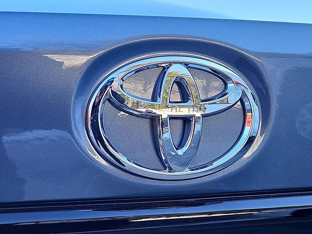 Thumbnail: 2026 Toyota Corolla - 17