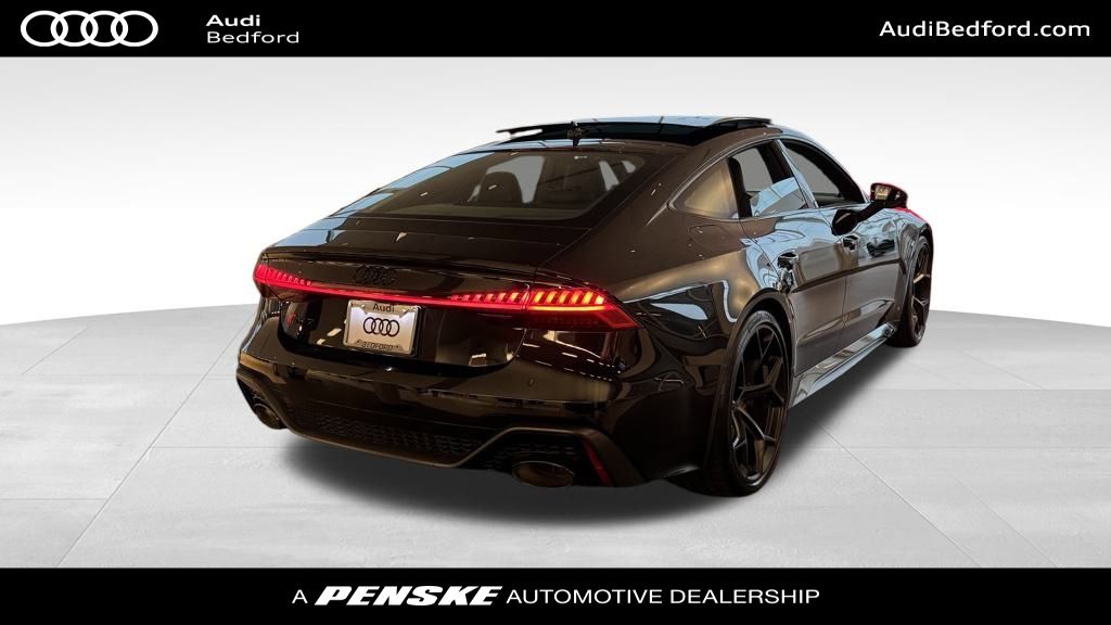 Thumbnail: 2026 Audi RS 7 - 6