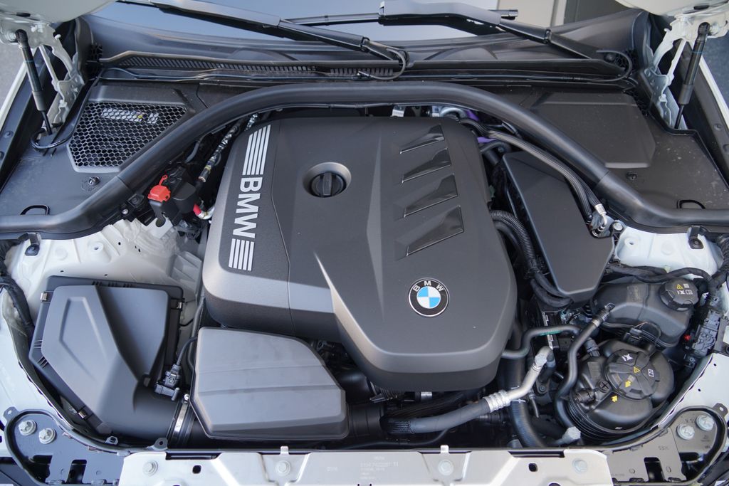 Thumbnail: 2026 BMW 3 Series - 21