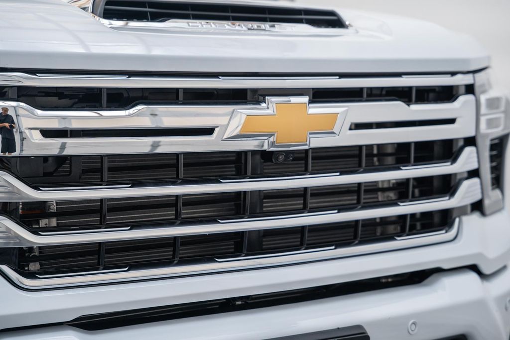ChevroletSilverado 2500HD12