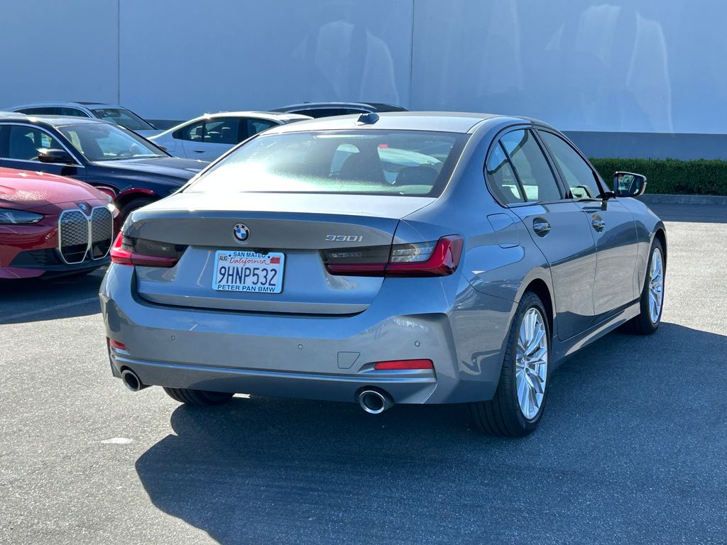 Thumbnail: 2023 BMW 3 Series - 5